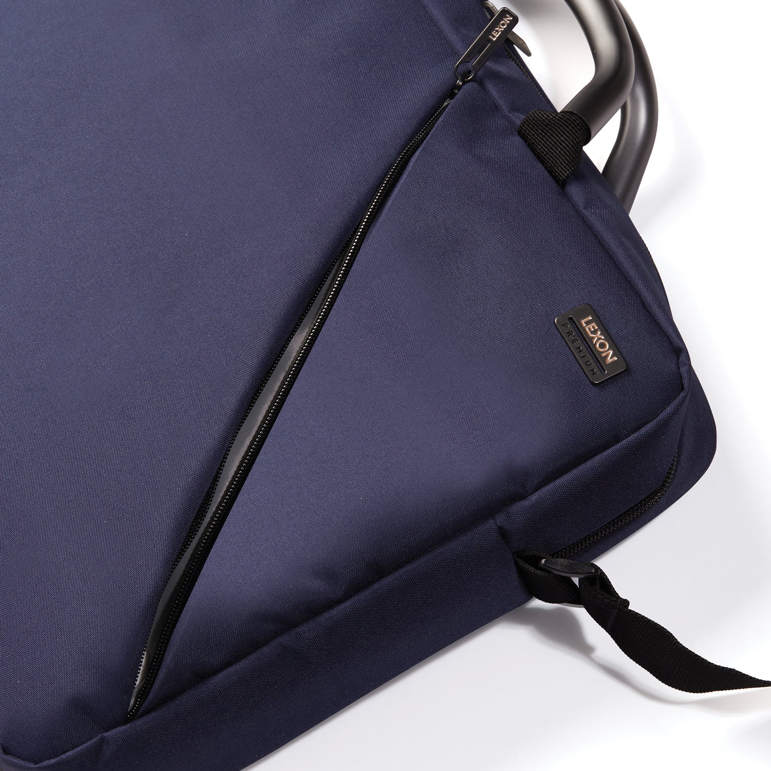 Peanut Duffle Bag large foldable - Lexon LN1513A | FormAdore