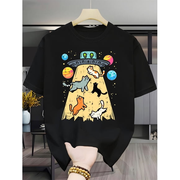 Alien Catching Cat UFO Space Galaxy Pattern and Streetwear Gift Unisex T-Shirt G175, up to Size 5XL