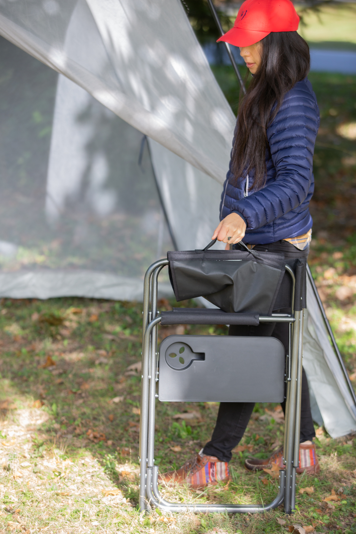 Ozark Trail Director’s Chair with Side Table, Adult, Black - image 8 of 11