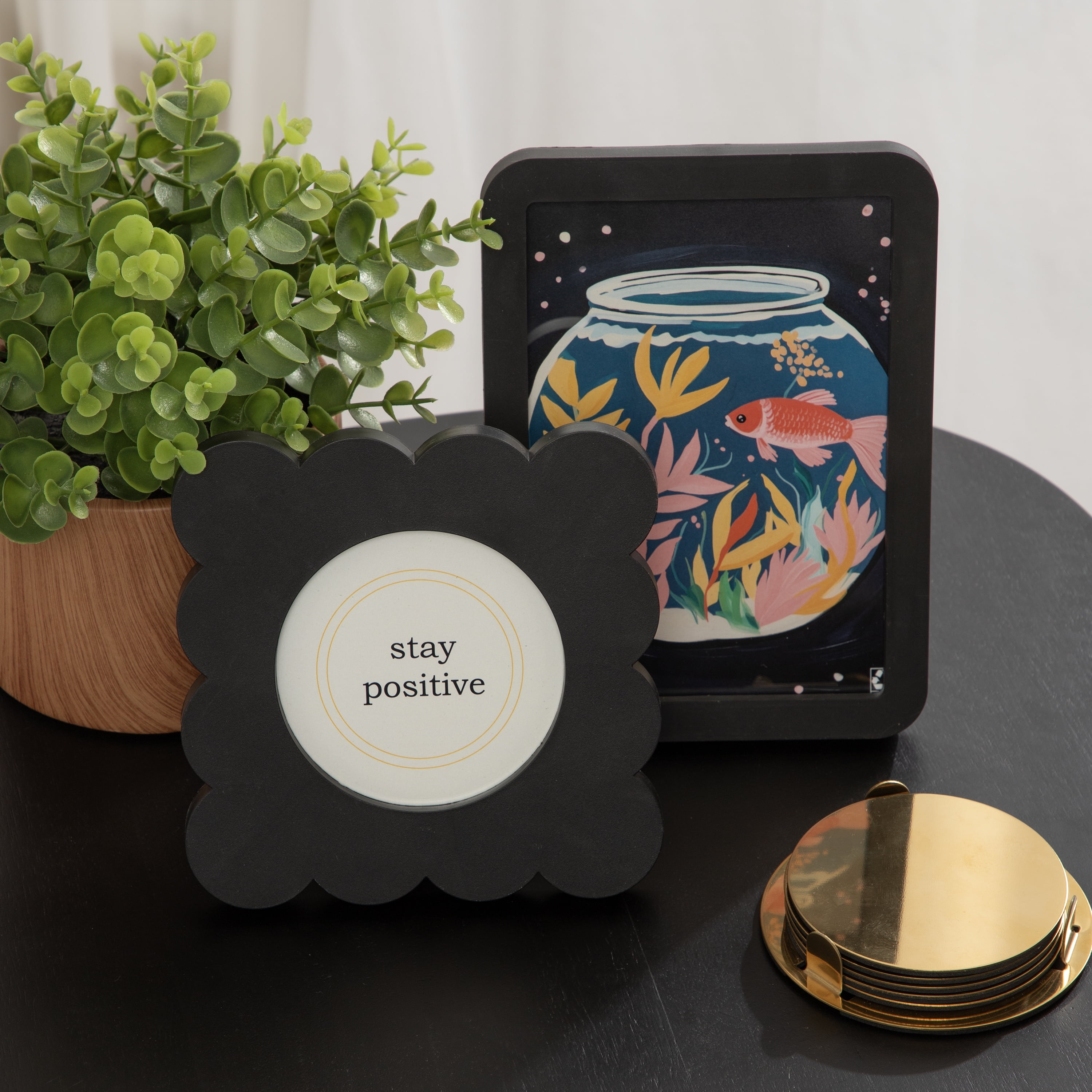 DesignOvation 4x4 Scalloped Black Decorative Tabletop Picture Frame