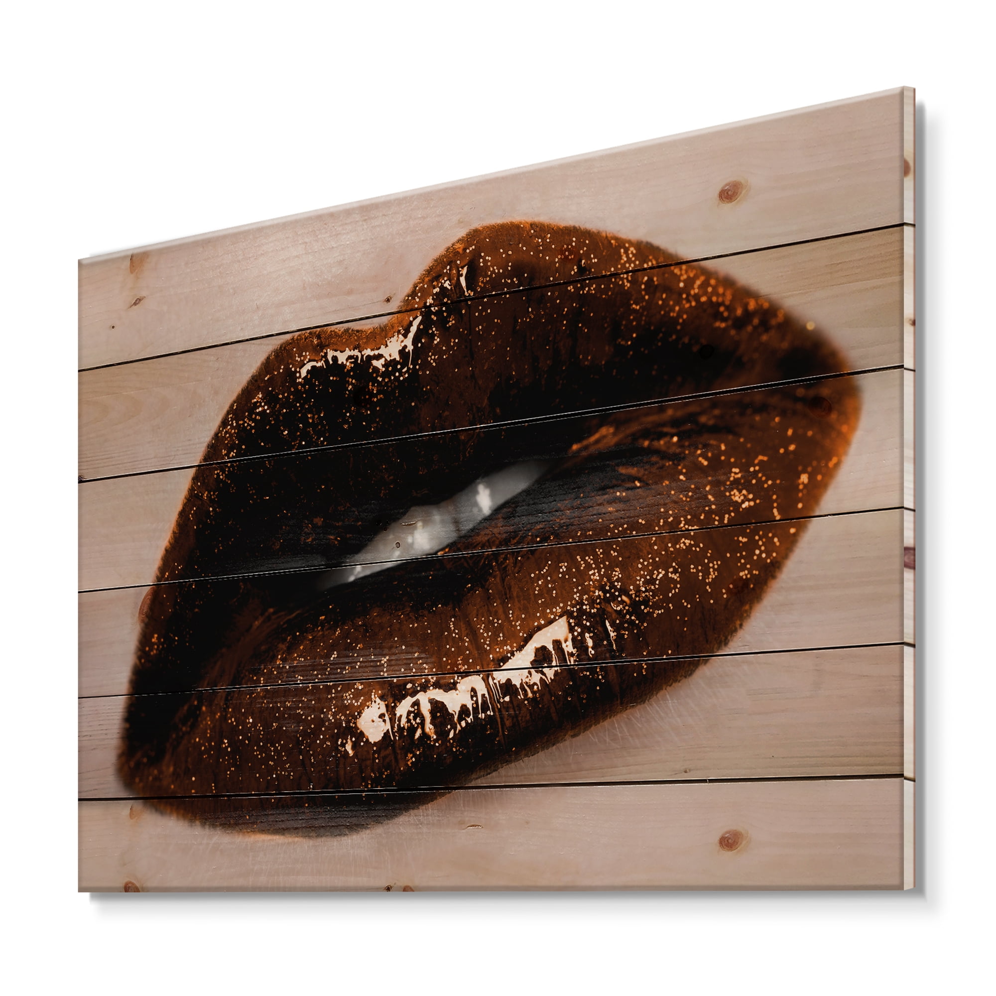 Designart 'Close-Up Of Gorgeous Female Lips II' Modern Print on Natural Pine Wood