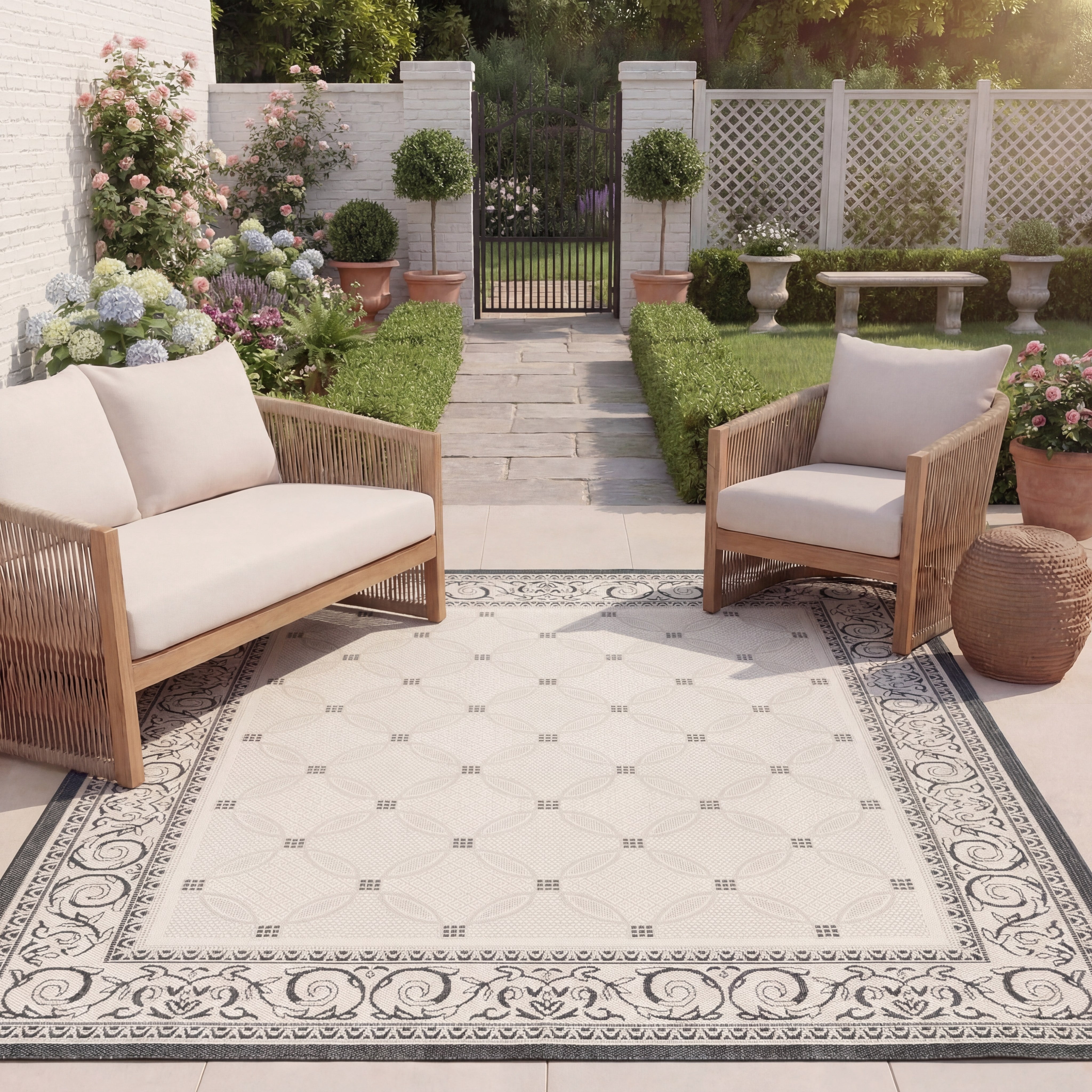 Safavieh Courtyard Gaus Oriental Indoor/Outdoor Area Rug, Sand/Black, 8' x 11'