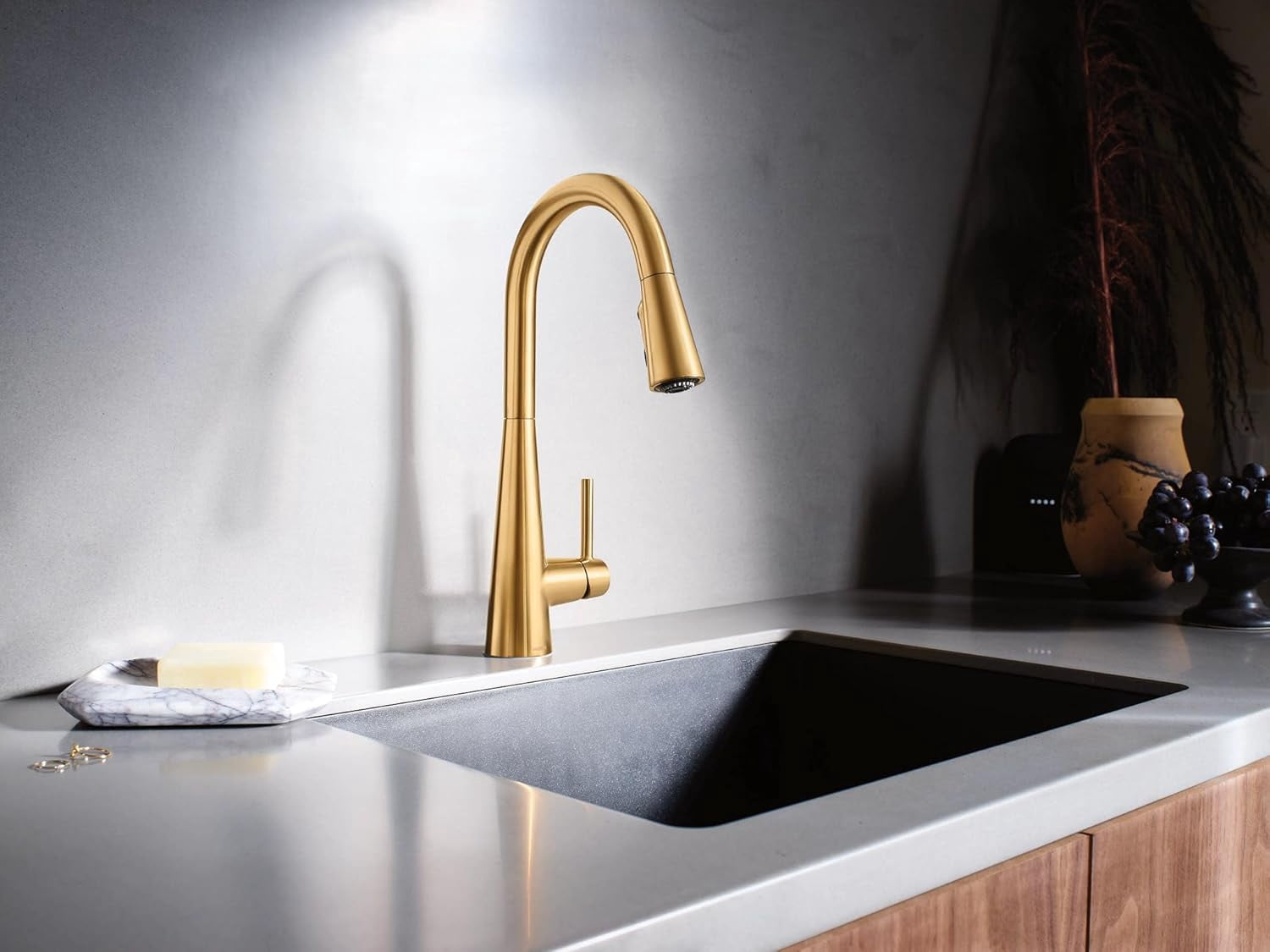 Moen Spot Resist Stainless One-Handle Pulldown Kitchen Faucet