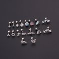 thumbnail image 3 of Pendientes de acero de titanio de 16 g Heldig con gemas gruesas y circonitas para perforación de hueso de oreja, 3 of 5