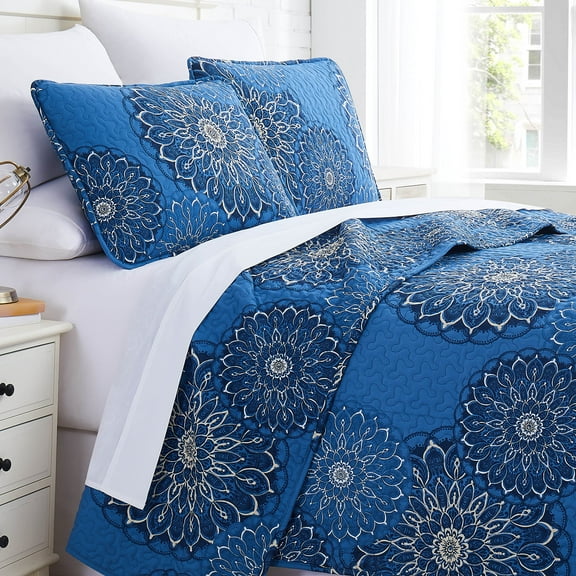Midnight Floral Oversized Premium Collection Quilt Set