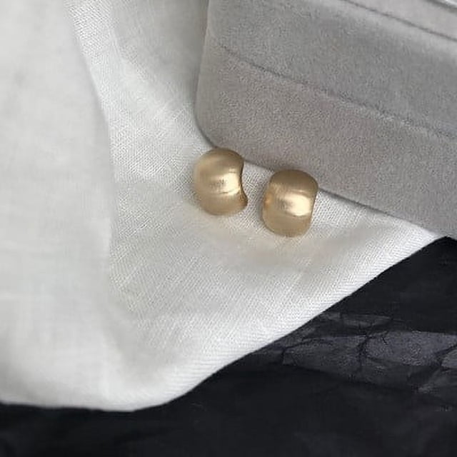 Pendientes de plata S925 con forma de aguja, estilo sencillo y frío, con diseño de guisante cepillado, elegantes y de alta gama para mujer