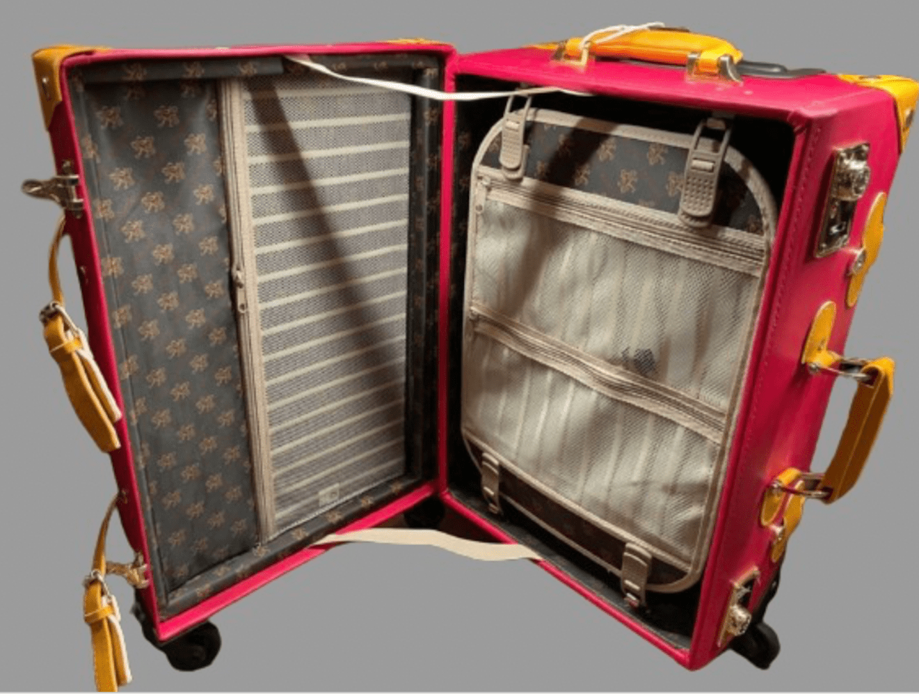 Harry potter gryffindor suitcase hotsell