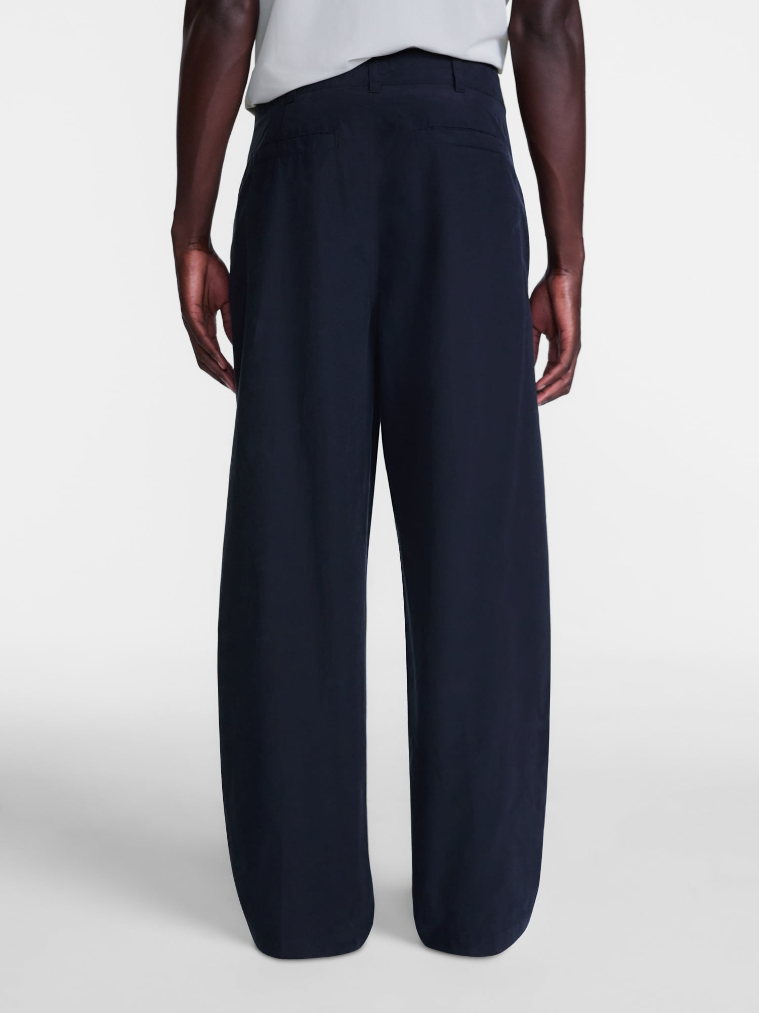 Avia Men's Loose Fit Open Hem Pleated Pants, Sizes 30-44