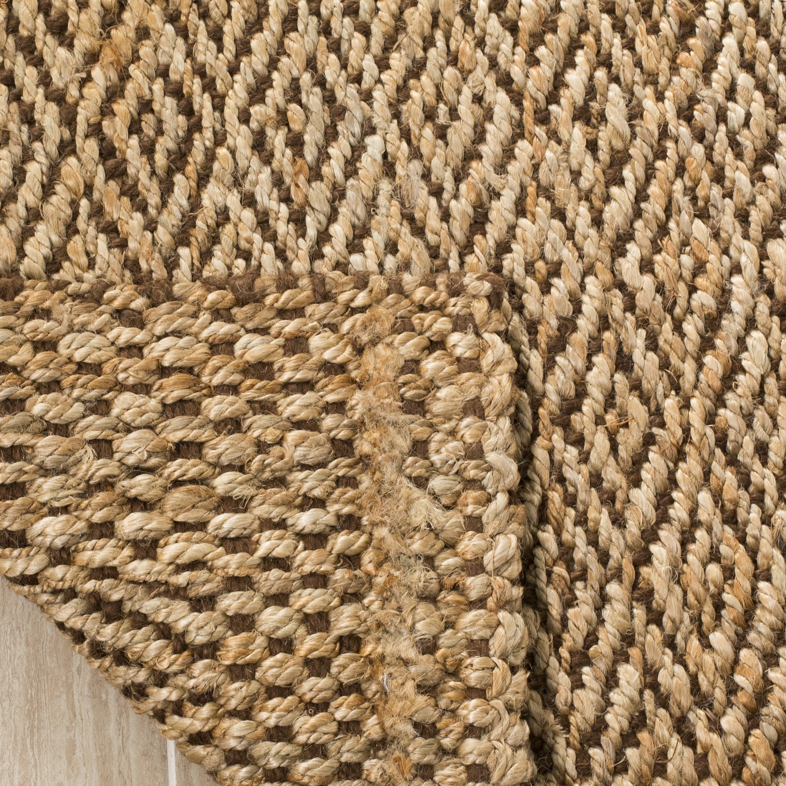 SAFAVIEH Natural Fiber Doreen Geometric Jute Area Rug, Natural/Brown, 5' x 5' Square