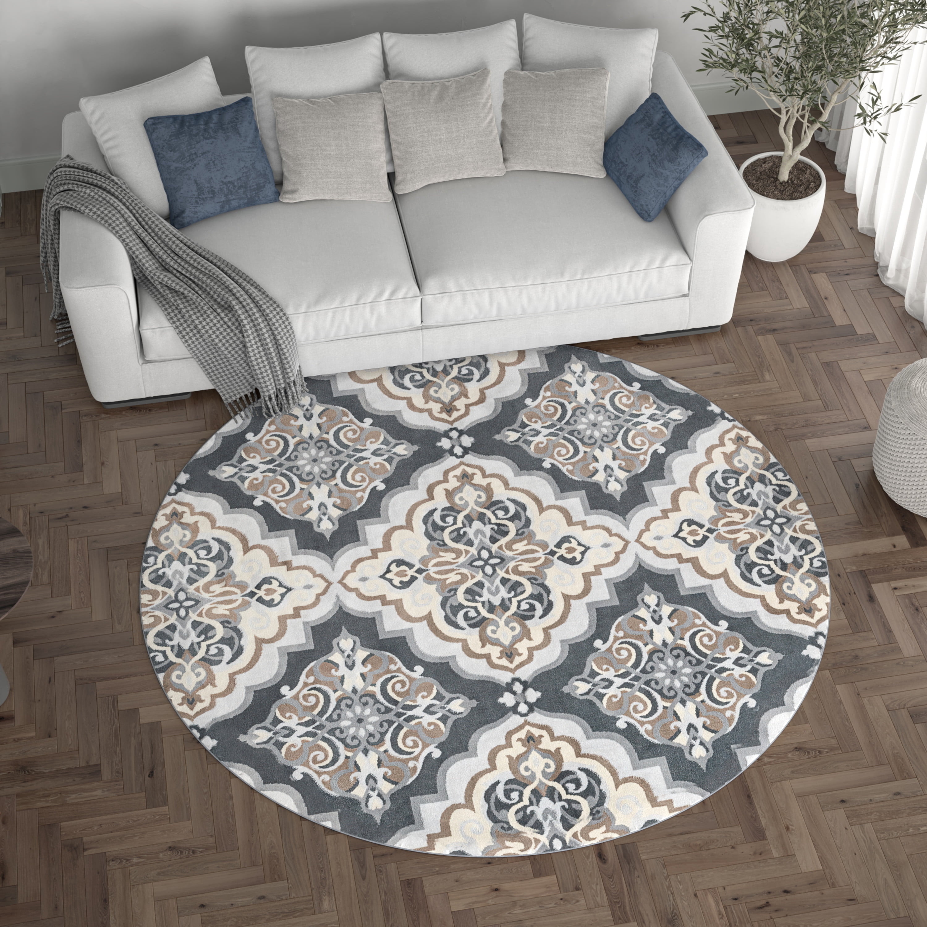 Madison Traditional 5' Round Gray Polypropylene Indoor Area Rug