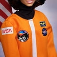 thumbnail image 4 of Figura de Juguete Barbie Ellen Ochoa Astronauta con Casco, 4 of 6
