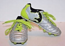 size 1 soccer boots