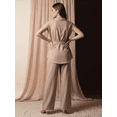 thumbnail image 3 of Conjunto 2 Piezas, Blusa Estilizada con Cinturón y Pantalón Fluido, Outfit Moderno y Sofisticado para Mujer, 3 of 5