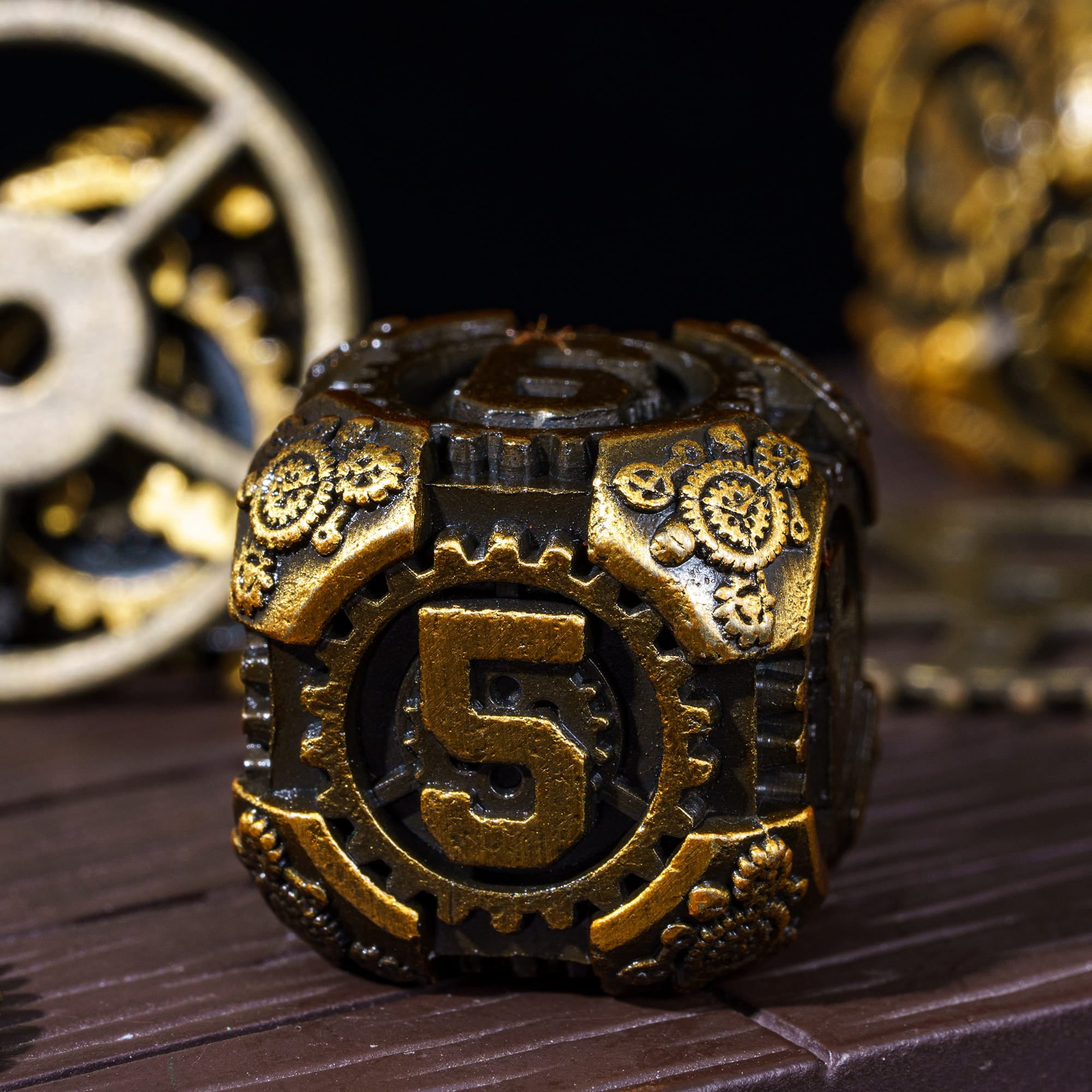 Cusdie 7-Die Metal DND Dice Set, Steampunk Gear Design Metal Polyhedral D&D Dice Set for DND Dungeons and Dragons TTRPG Role Playing Games