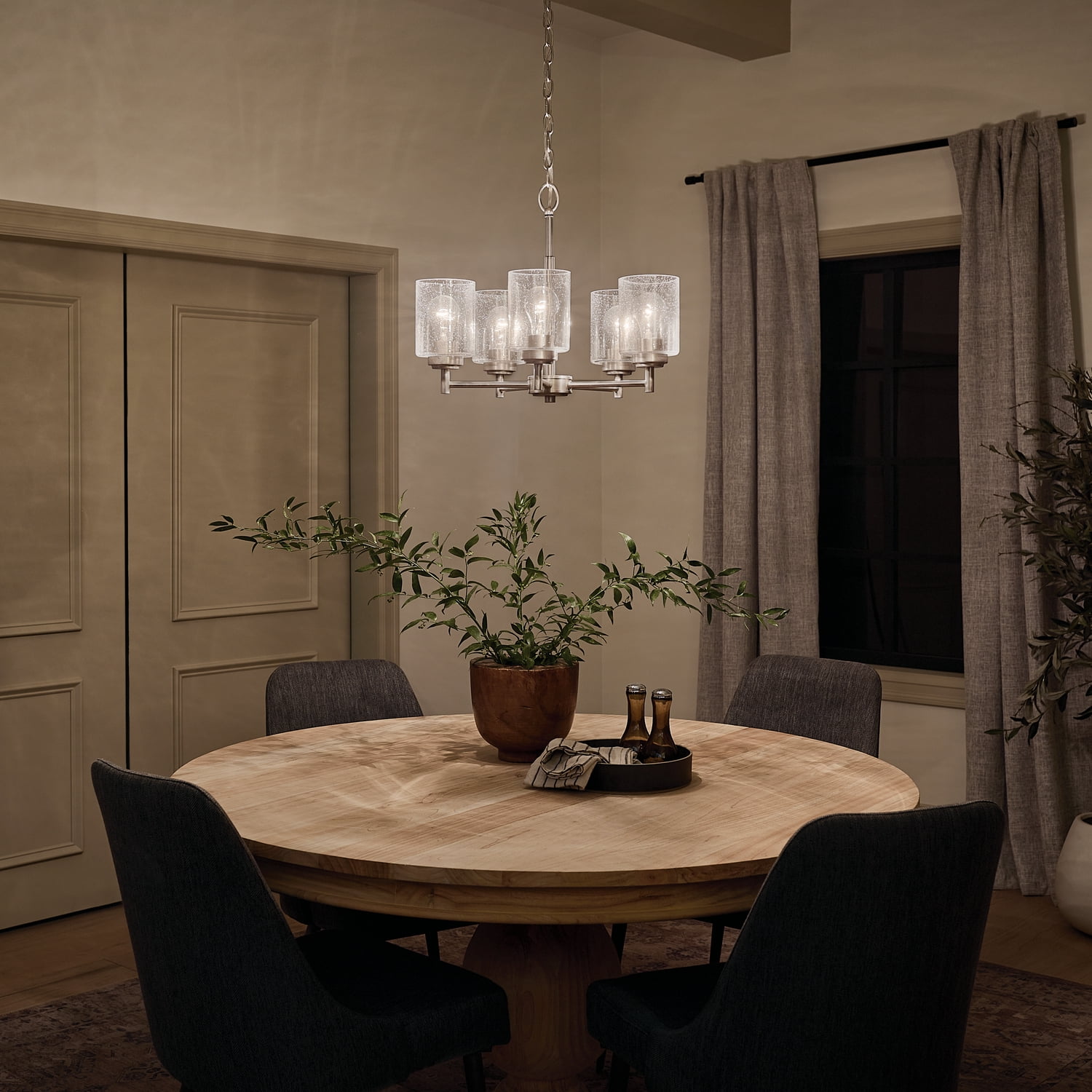 Kichler Winslow 5 Light Brushed Nickel Contemporary Chandelier with Clear Seeded Glass