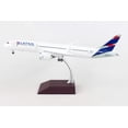 thumbnail image 5 of Boeing 787-9 Commercial Aircraft "LATAM Airlines" White w/Blue Tail "Gemini 200" 1/200 Diecast Model Airplane by GeminiJets, 5 of 6