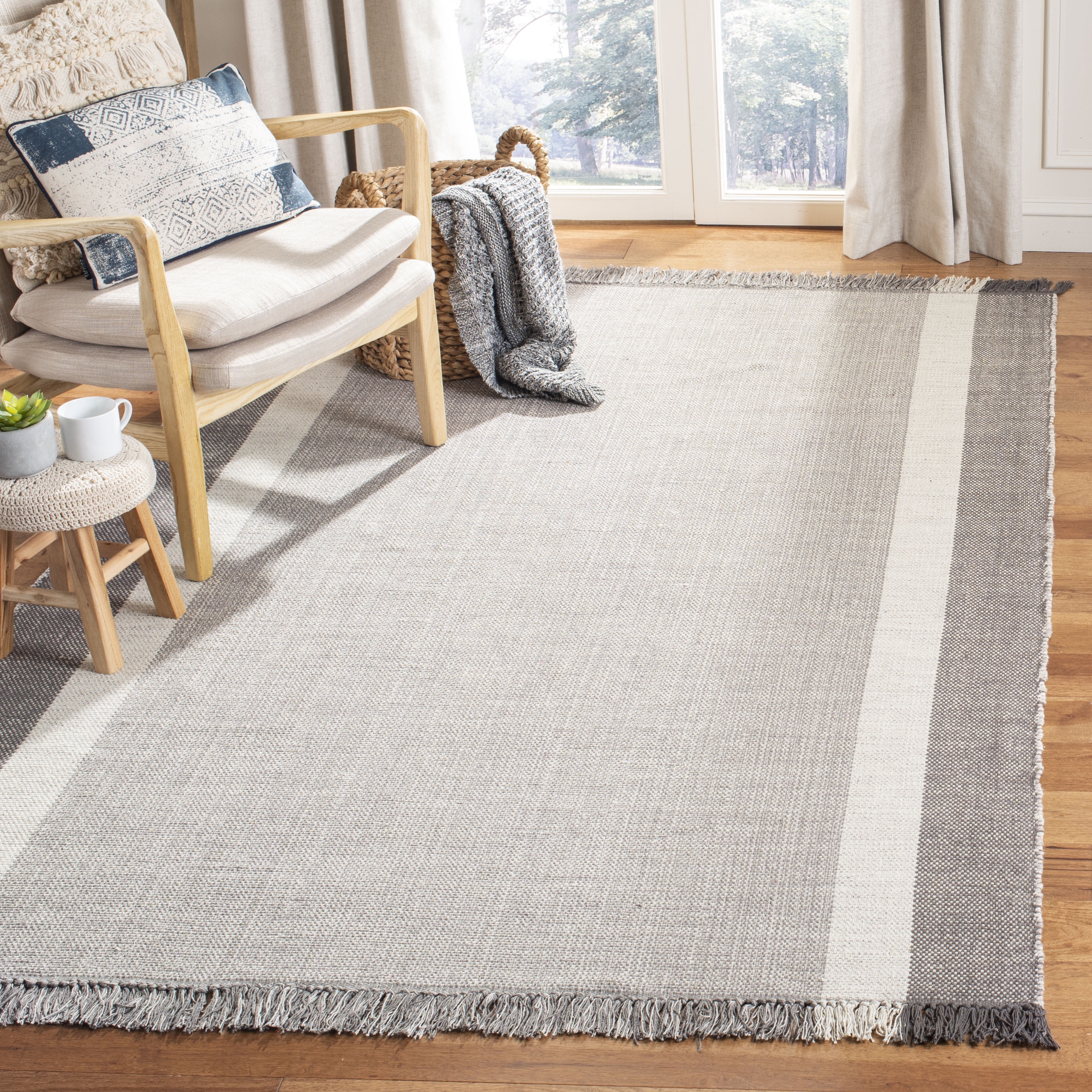SAFAVIEH Montauk Handmade Cotton Runner Rug - 2'3" X 11'7", Silver, For Hallway & High Traffic Areas