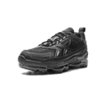 thumbnail image 4 of NIKE MENS Air Vapormax EVO "Triple Black" CT2868 003 from Stadium Goods, 4 of 9