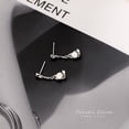 thumbnail image 2 of Pendientes de perlas irregulares para mujer, lujo ligero, estilo nuevo, pendientes populares, diseño de nicho, pendientes versátiles, 2 of 4