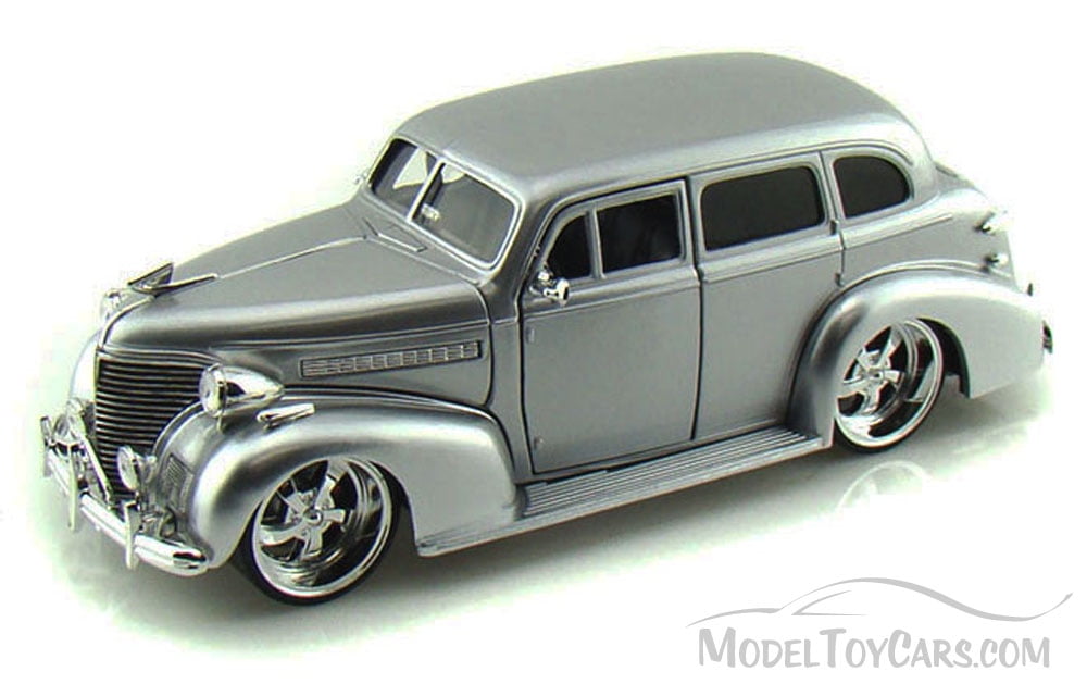 1939 Chevy Master Deluxe, Silver - Jada Toys Bigtime Kustoms 90224 