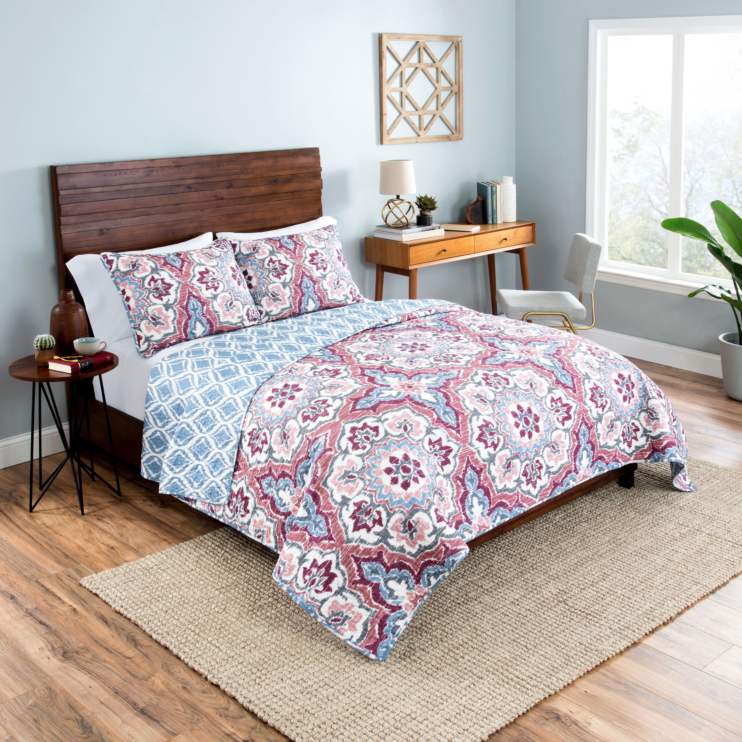 Vue Bethania 3Piece Reversible Quilt Set