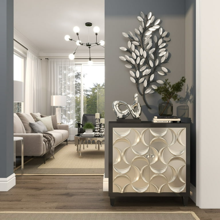 DecMode Silver Metal Classic Glam and Versatile Leaf Wall Décor 25