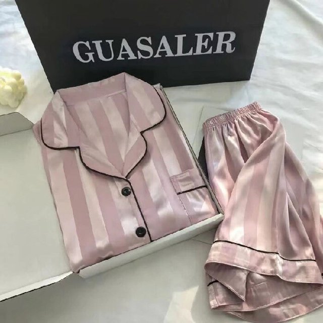 Pijamas de seda de hielo de imitación para mujer, conjunto de hogar simple informal, barra vertical jacquard, doble corto, primavera y verano, nuevo