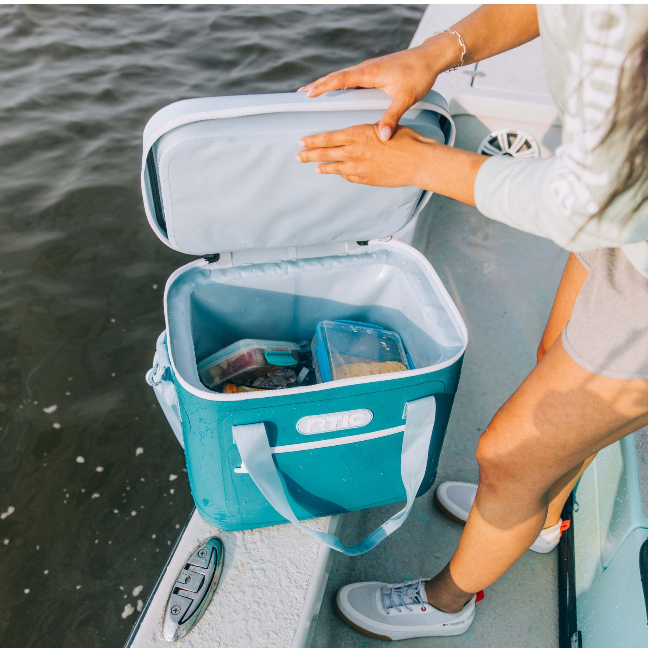 RTIC 30-Can, 20 Qt, Ultra-Tough Soft-Sided Cooler, Leakproof, Waterproof, Deep Harbor