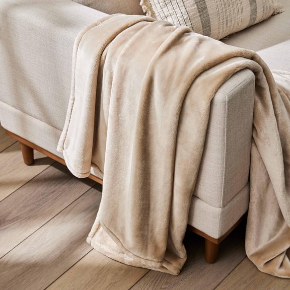 Better Homes & Gardens Solid Velvet Plush Oversized Throw Blanket, Almond Biscuit, 50 in x 72 in