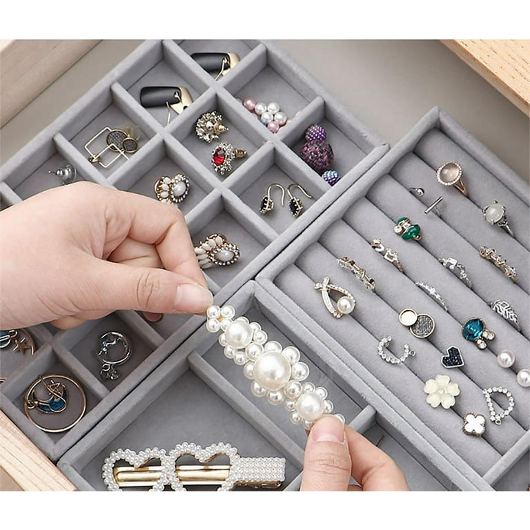 Necklace organizer box sale