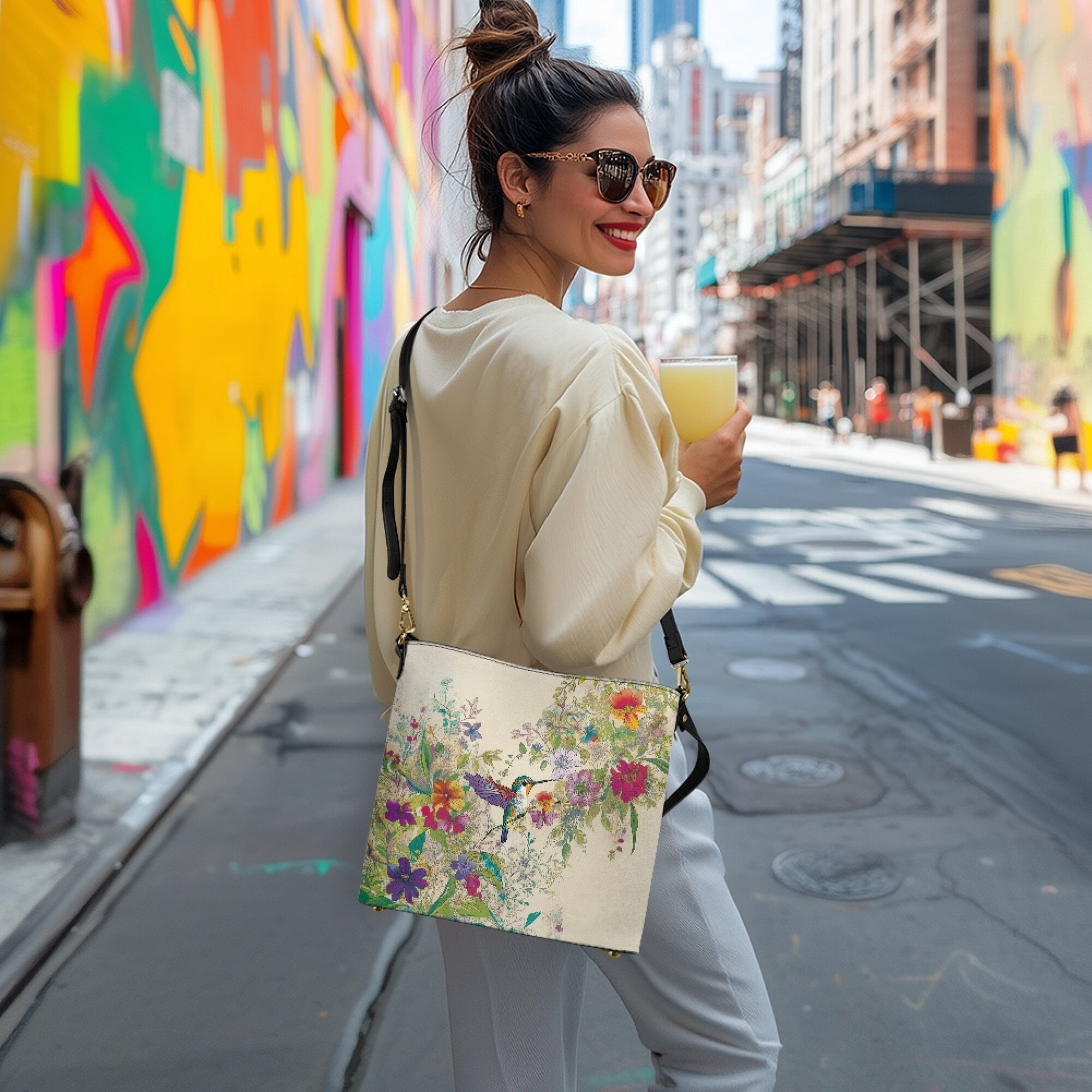 Kuiaobaty Hummingbird Flower Print Crossbody Bag for Women, Large Capacity Vegan Leather Shoulder Purse with Adjustable Strap, Casual Durable Bucket Tote Bag Handbag Crossbody for Travel