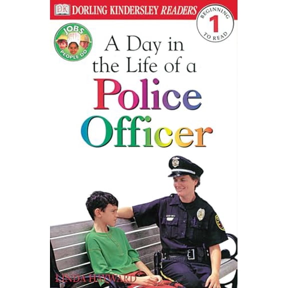 Pre-Owned A Day in a Life of a Police Officer (Level 1: Beginning to Read) (Paperback) 0789479559