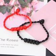 thumbnail image 4 of Pulsera de cuerda de la suerte con 5 cuentas anudadas de hilo rojo, según el Feng Shui chino, 4 of 5