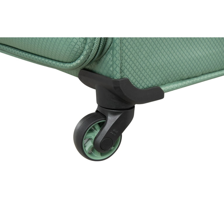 it luggage Striving 31 Checked Spinner - Hedge Green - Walmart.com