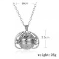 thumbnail image 2 of Collier Médaillon à Multiples Photos Pendentif Aile d'Ange Chaîne pour Femmes et Filles (Argent), 2 of 7