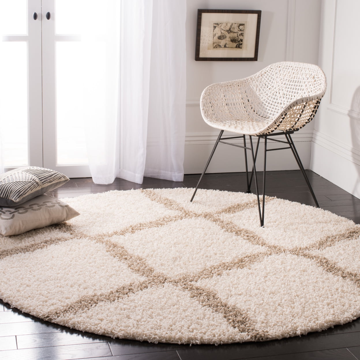 SAFAVIEH Daley Geometric Plush Shag Runner Rug, Ivory/Beige, 2'3" x 8'