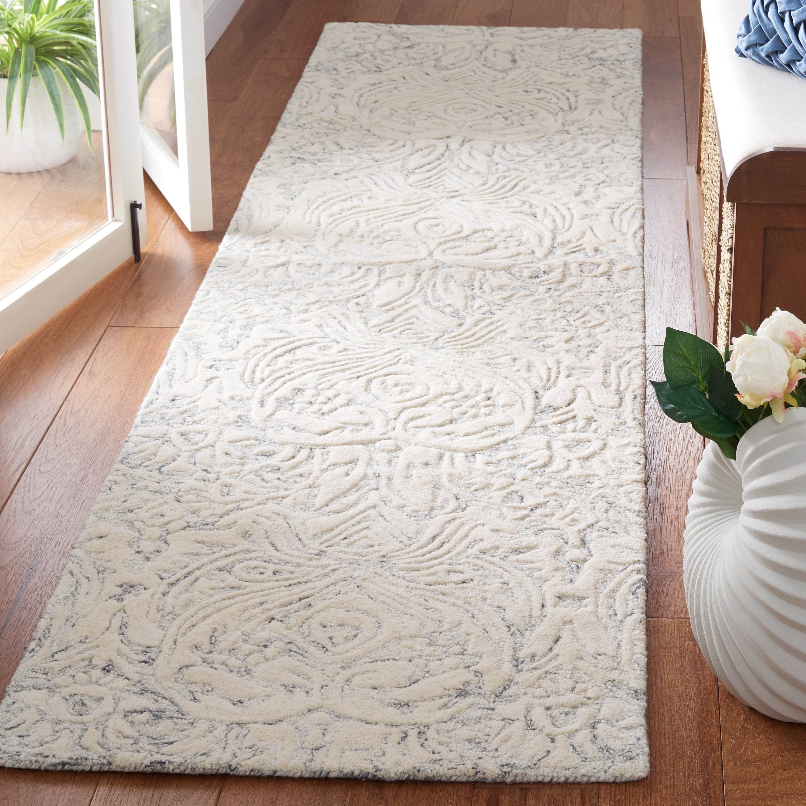 SAFAVIEH Metro Della Medallion Runner Rug, Grey/Ivory, 2'3" x 9'