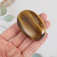 thumbnail image 2 of Vocoste Faux Crystal Palm Stone Oval Pulido Palm Worry Stone Tigers Eye para el estrés Relax, 2 of 6