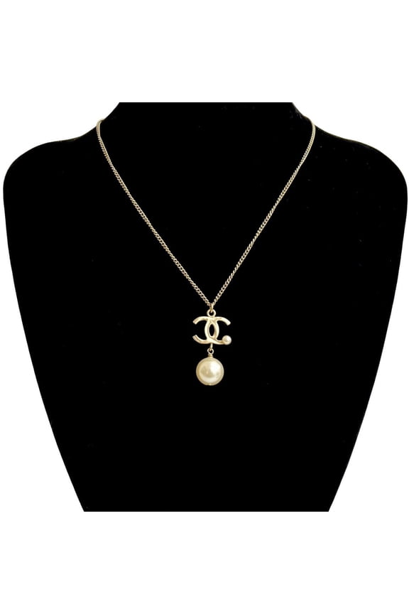 Pre-Owned CHANEL Coco Mark GP Faux Pearl Necklace Pendant Choker Gold 11421 (Good)