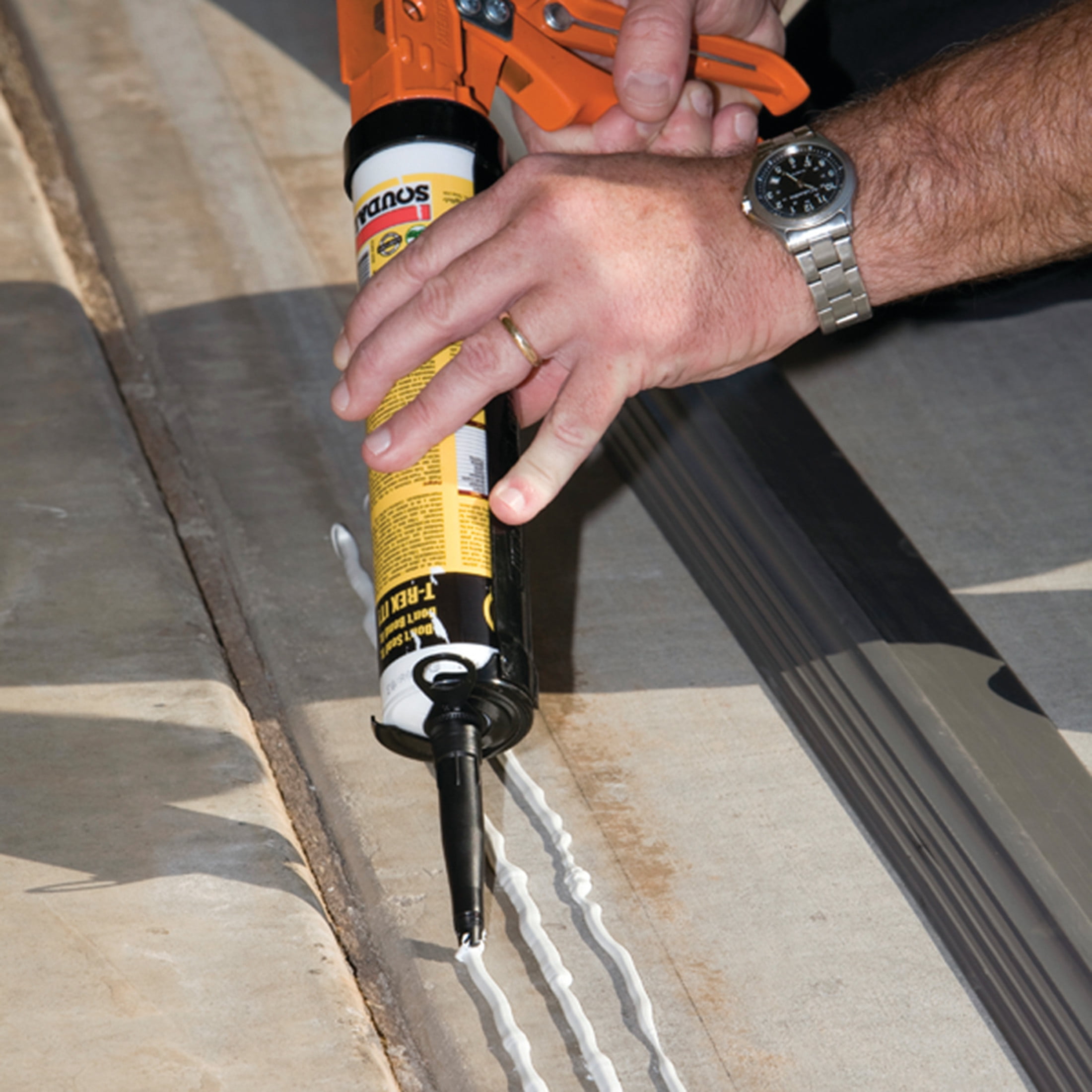 M-D Building Products 50100 10 ft. Gray Vinyl Garage Door Threshold Kit