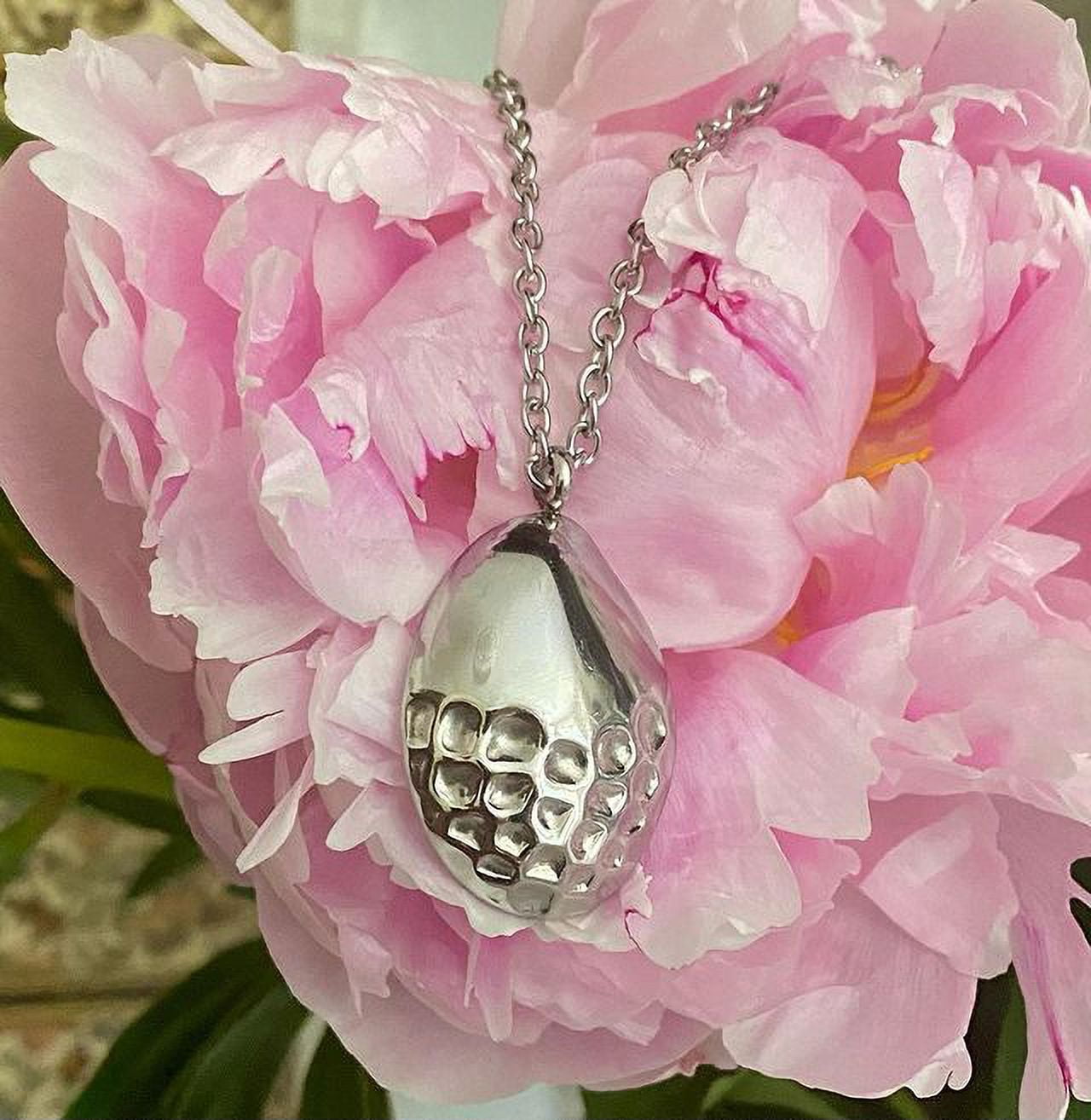Stimm Quiet Luxury Aesthetic Necklace -  Fidget Jewelry for Teens and Adults - Stylish and Discreet
