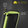 thumbnail image 3 of Funda para dardos Casemaster Plazma negra con borde amarillo, 3 of 8