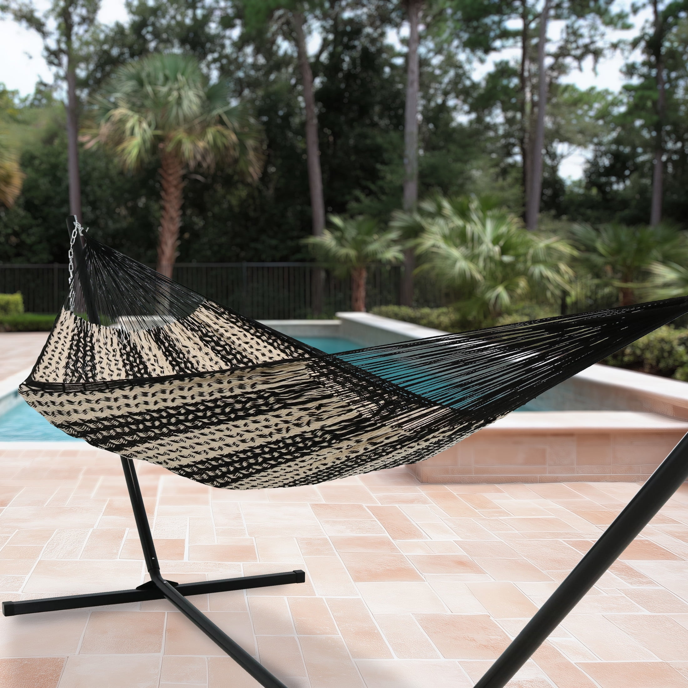Sunnydaze 2-Person Cotton and Nylon Mayan Family Hammock, 625 lb Capacity - Black and White