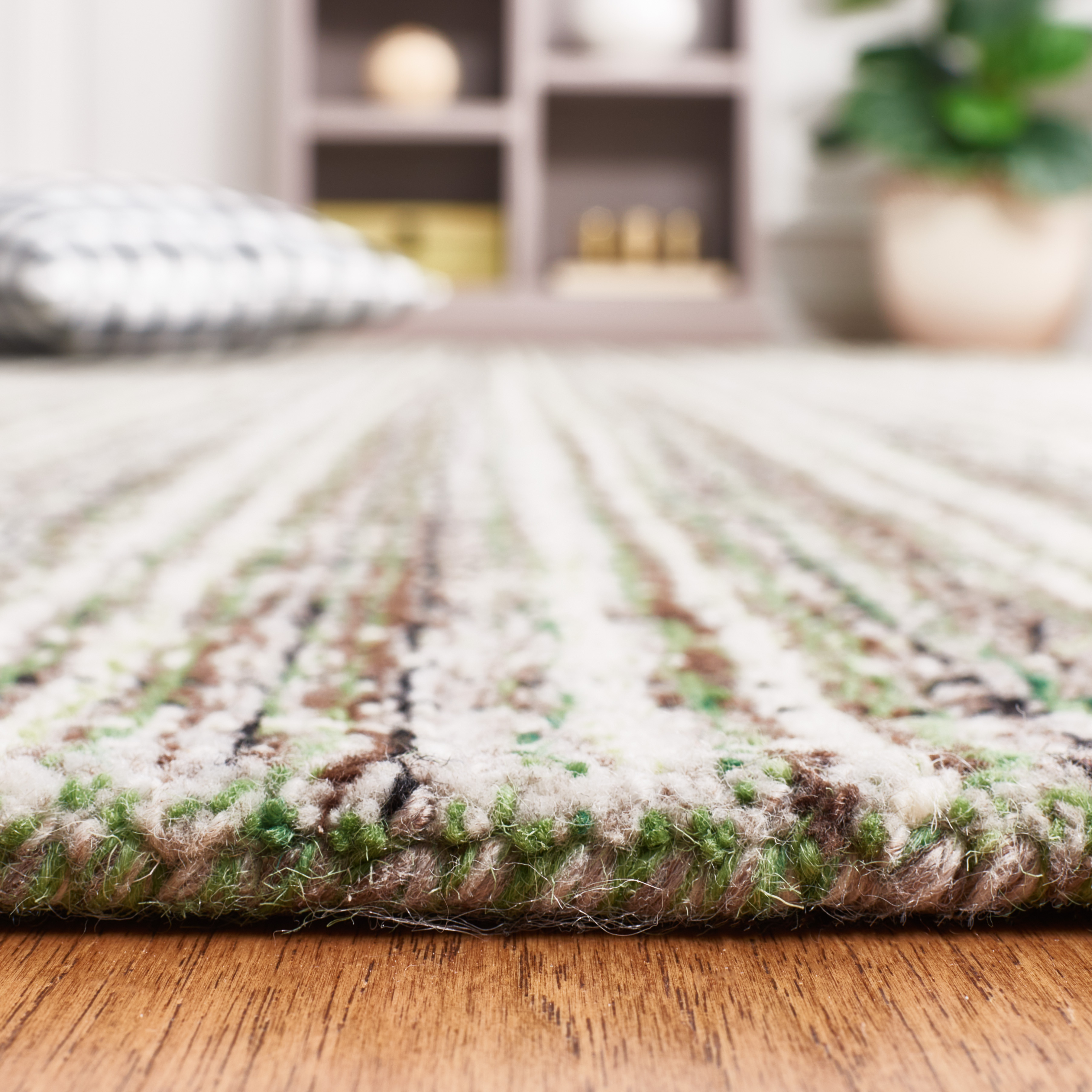 SAFAVIEH Abstract Winton Trellis Area Rug, Brown/Green, 4' x 6'