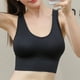 thumbnail image 3 of Sujetador deportivo para mujer, a prueba de golpes, parte de atrás bonita, botón, espalda cruzada hueca, acolchado, sujetador de Yoga, gimnasio, entrenamiento, Tops cortos, 3 of 8
