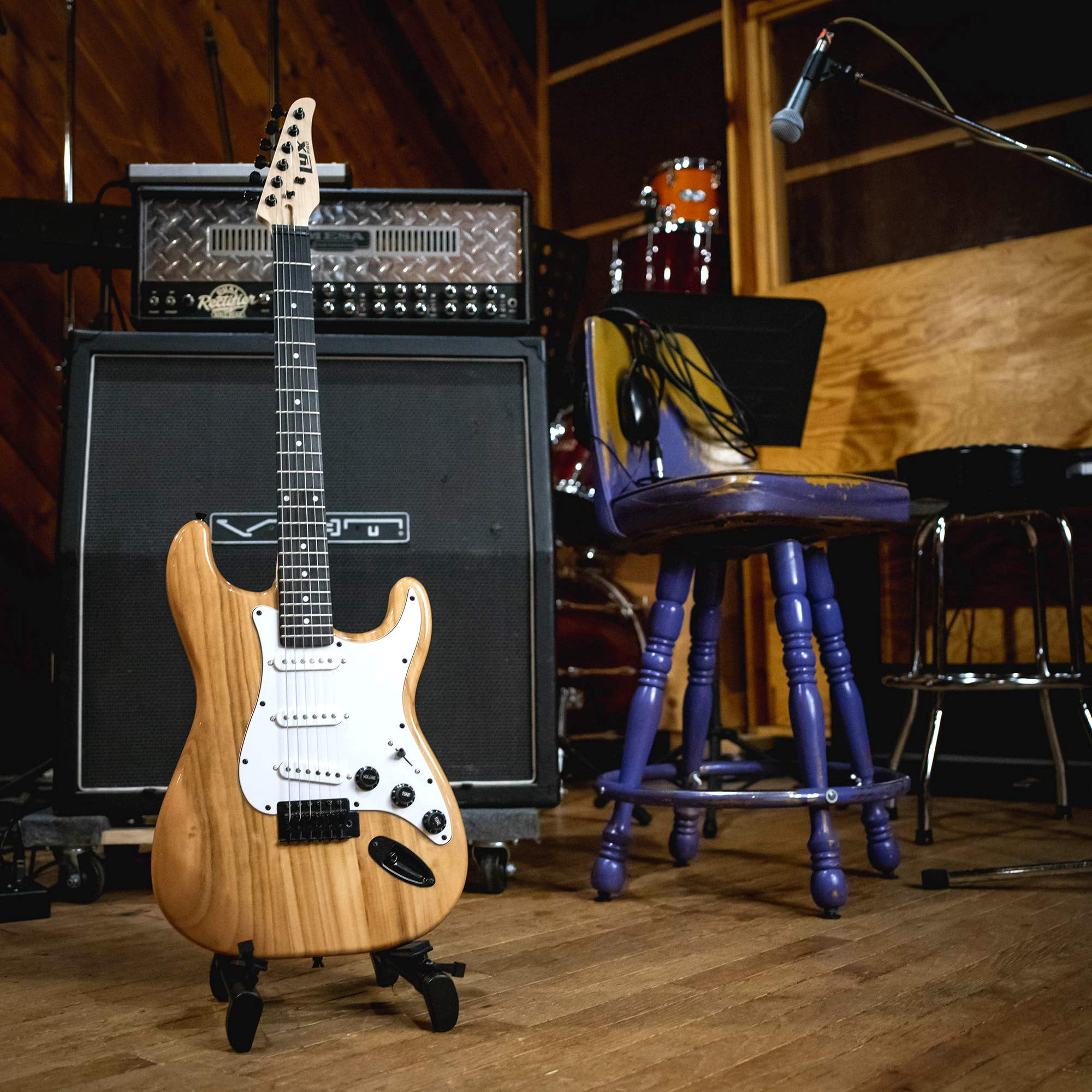LyxPro CS Series 39-inch Electric Guitar Kit with Amp, Cable, 6 Picks, Solid Wood Body, Controls, Natural