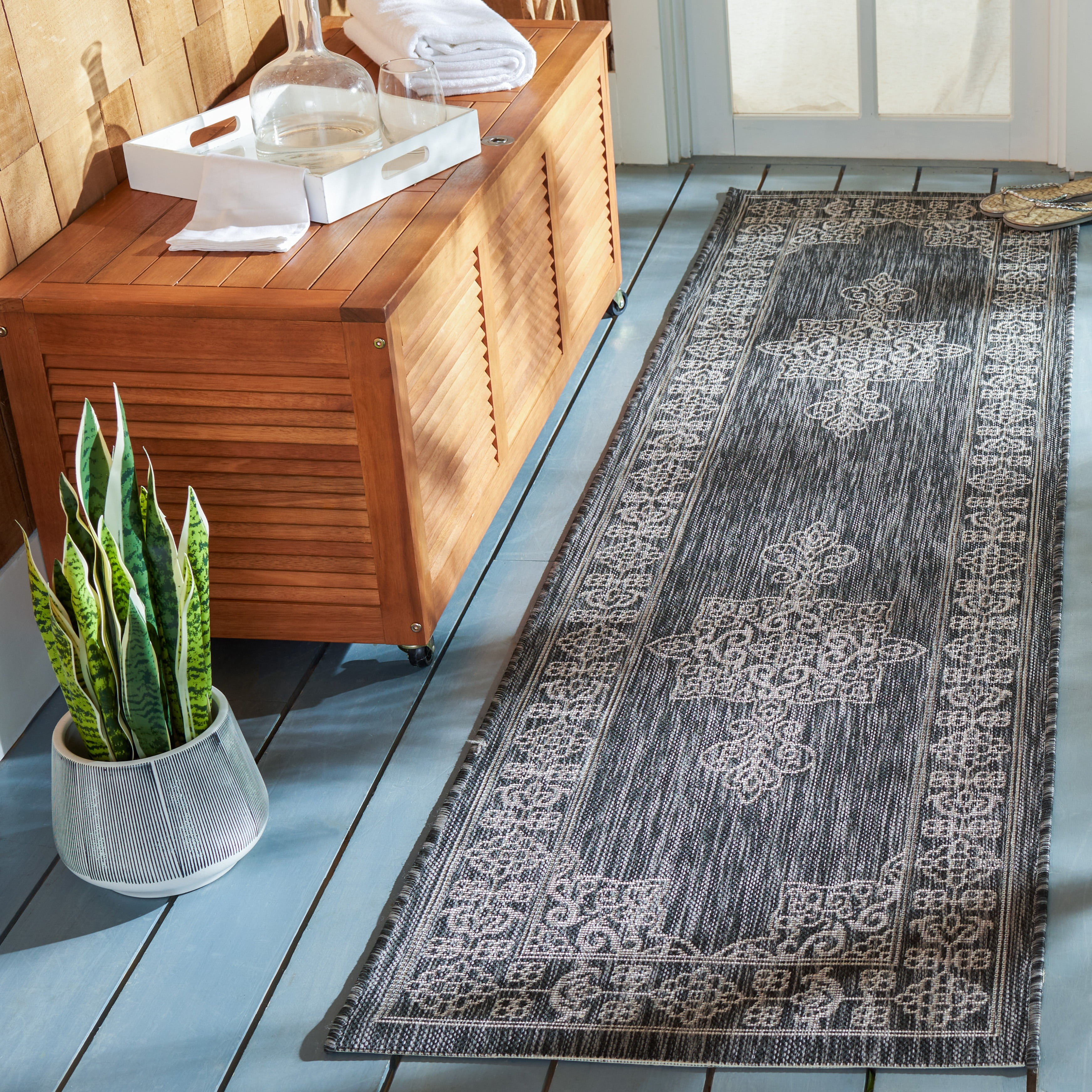 SAFAVIEH Courtyard Delbet Medallion Indoor/Outdoor Runner Rug, Black/Ivory, 2'3" x 10'