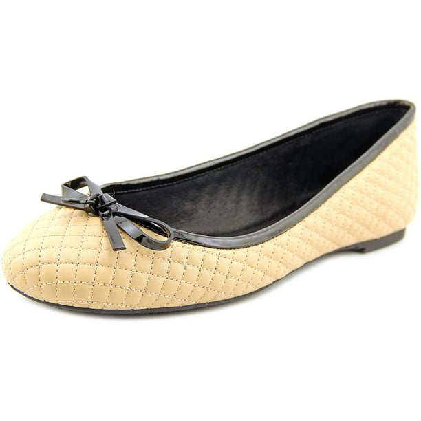 michael kors melody flat