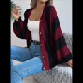 thumbnail image 4 of Suéter Tipo Cárdigan de Acampanada con Rayas Contrastantes para Mujer, Otoño e Invierno, Abrigo de Longitud Media. Vino Tinto M, 4 of 10