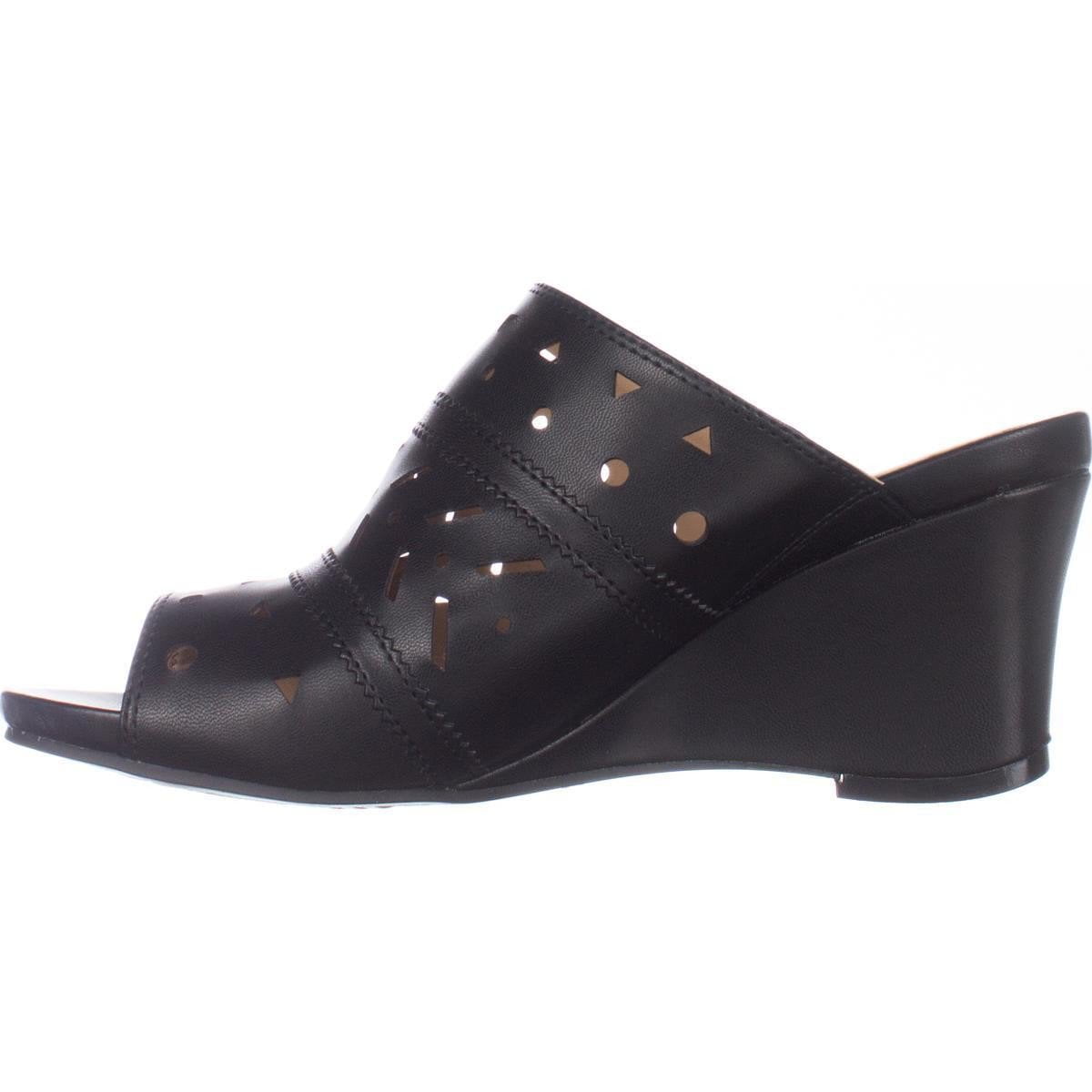 naturalizer mules clearance